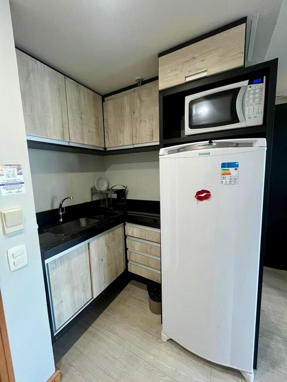 Flat No Tropical - Linda Vista Do Rio Aparthotel มาเนาส์ ภายนอก รูปภาพ